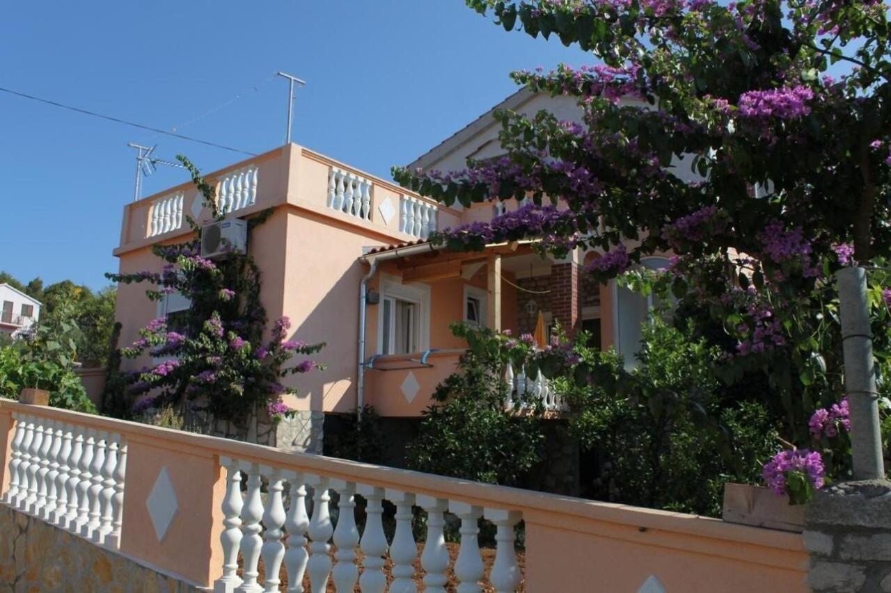 Apartment Ralje Sali Exterior photo
