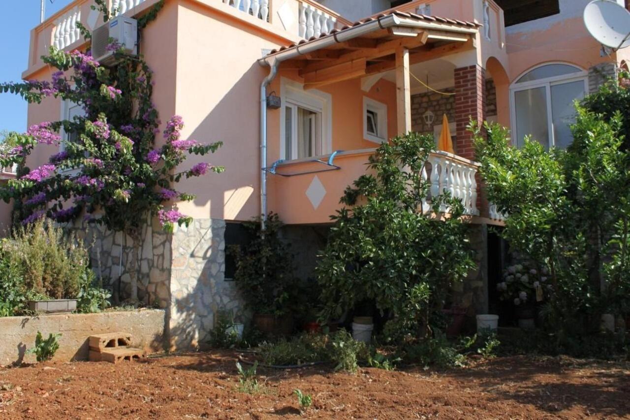 Apartment Ralje Sali Exterior photo
